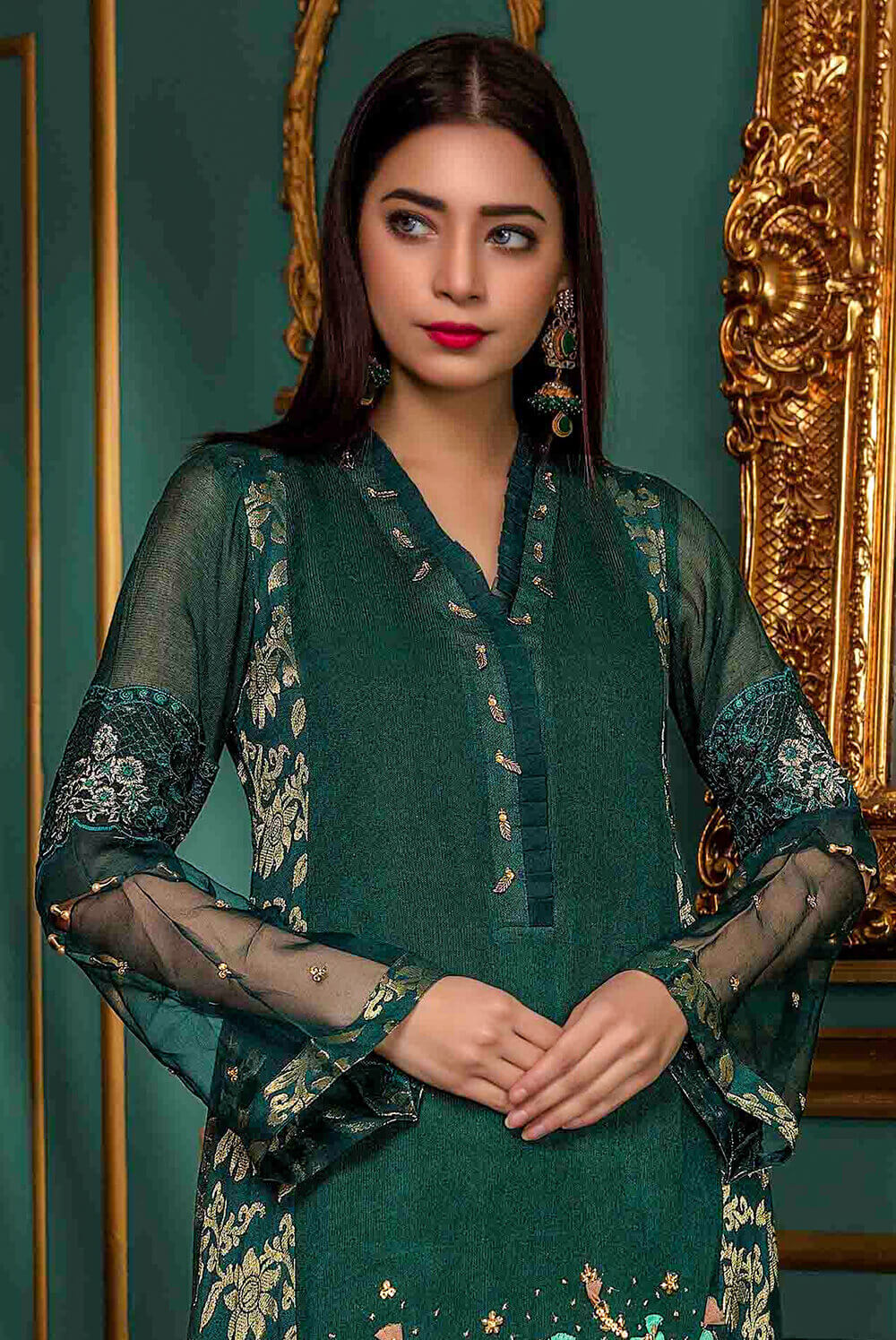 Embrace Radiant Charm with Allure Green Pakistani Designer Dress Shirt & Pants / L / Plain Dupatta Embrace Radiant Charm with Allure Green Pakistani Designer Dress Shirt & Pants / L / Plain Dupatta