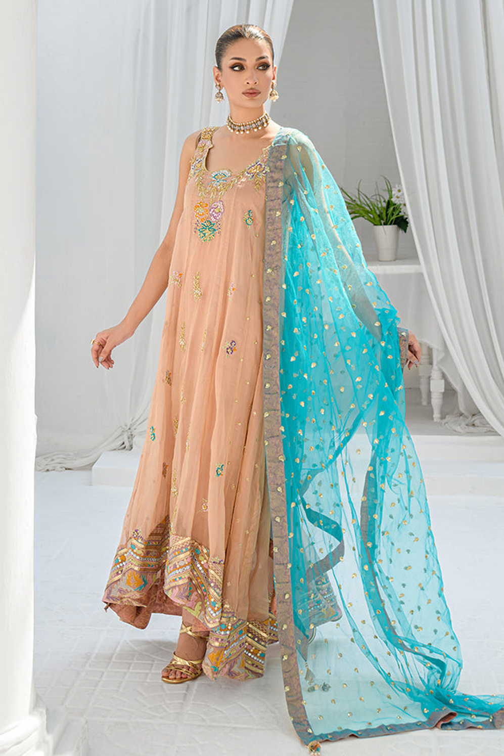exclusive pakistani designer dresses Siya – Luxury Pret Dress with Elegant Detailing Shirt Pant & Dupatta / M Color:Lilac mondaymarkdown Heavy Georgette Pakistani dress Vintage Gowns | The