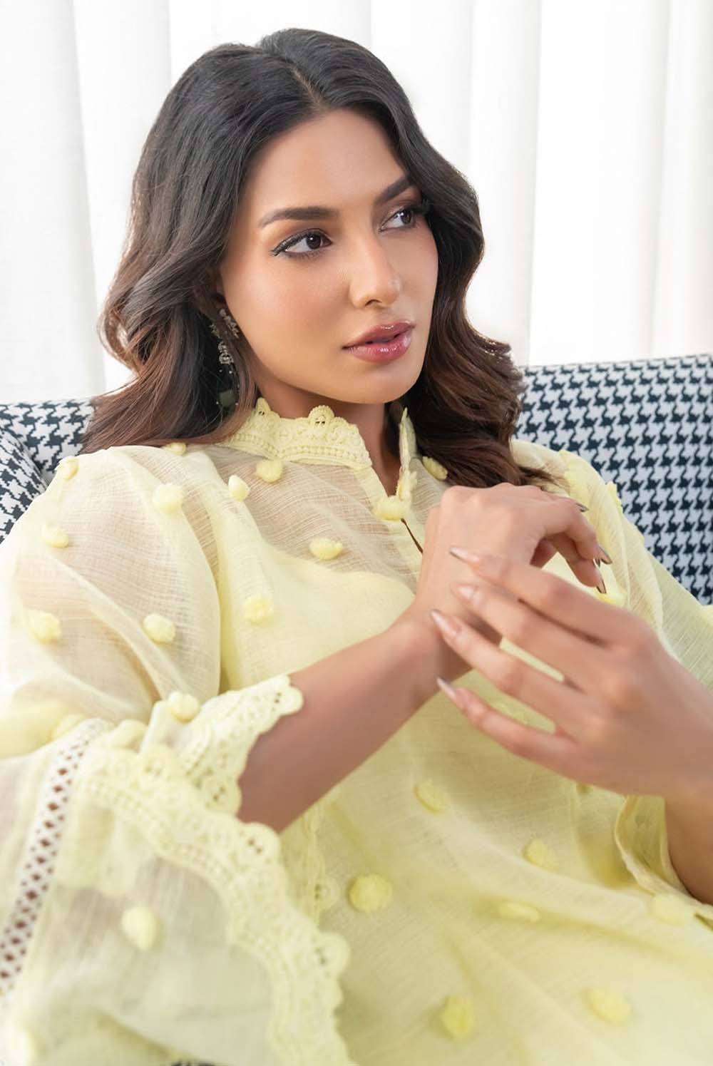 Ular bir-birining eshaklarini yalaydilar Anal massaj